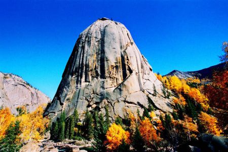 行色北疆：賽里木湖、喀納斯、禾木、可可托海8日  