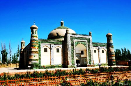 印象伊犁、胡楊林、克孜爾千佛洞、喀什11日品質(zhì)游